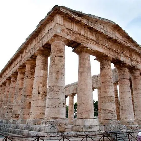 La Domus Di Segesta 