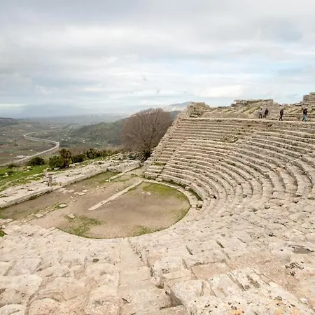 La Domus Di Segesta 